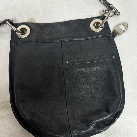 B. Makowsky Durango Soft Leather Convertible Crossbody Shoulder Handbag Black - Picture 4 of 14